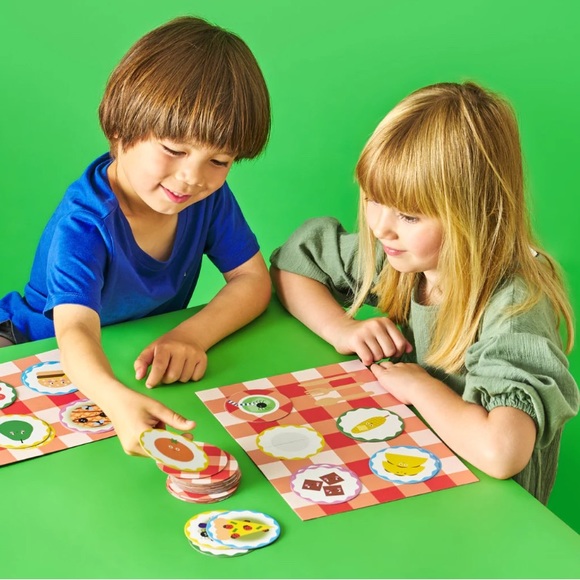 Kikkerland Yum Yuck picnic game for 2-4 players ages 3+ NIB - Picture 2 of 16
